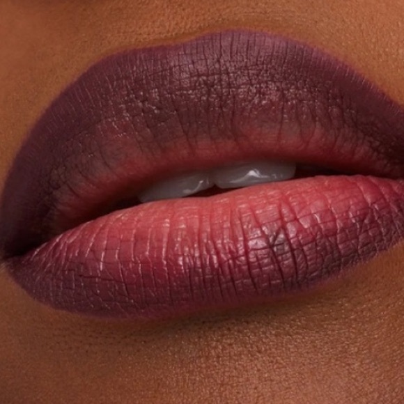 ✏️ VINO a MAC LIP PENCIL. RETAIL $25. ** NEW IN THE BOX. - Picture 5 of 11